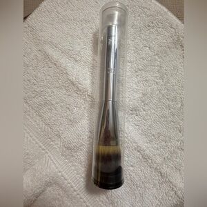 IT Cosmetics Heavenly Luxe Complexion Perfection Brush #120